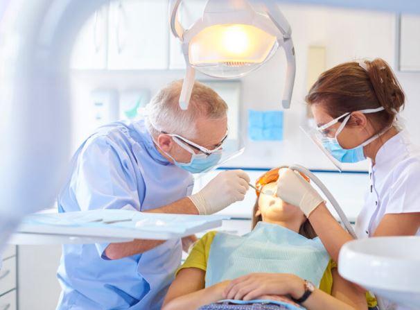 Van İpekyolunda Hangi Diş Klinik Daha İyi?