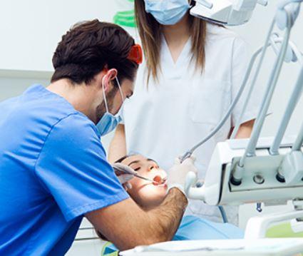 Van Özel Diş Kliniği Cerrahi Diş Tedavileri,Güvenli ve Etkili Çözümler